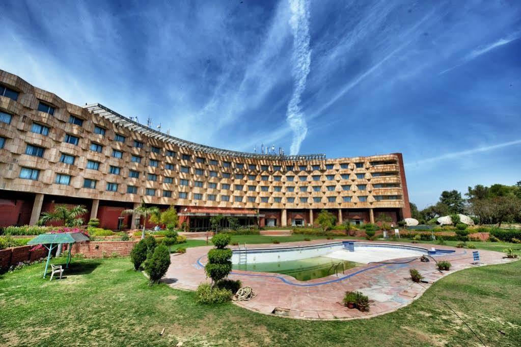Centaur Hotel New Delhi Exterior foto